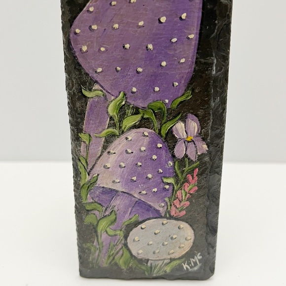 Vintage Handpainted Purple Mushrooms Floral on Slate Wall Hanging - Picture 3 of 7